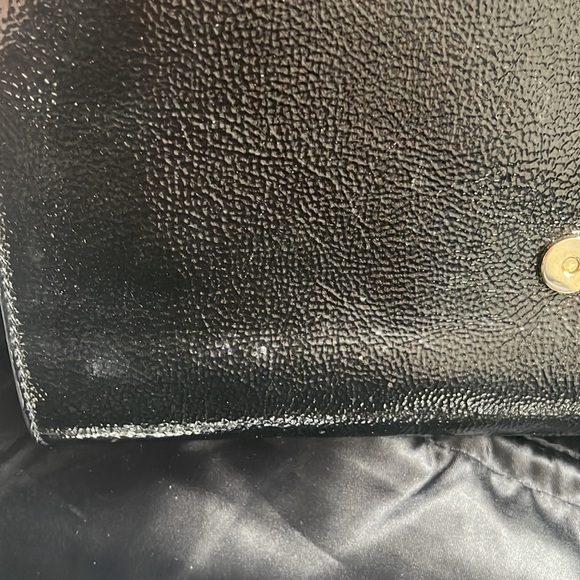 YSL Yves Saint Laurent Textured Patent Calfskin Large Belle De Jour Clutch Black - Picture 6 of 9